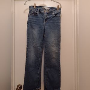 Levi's 512 perfectly slimming bootcute sz 6p